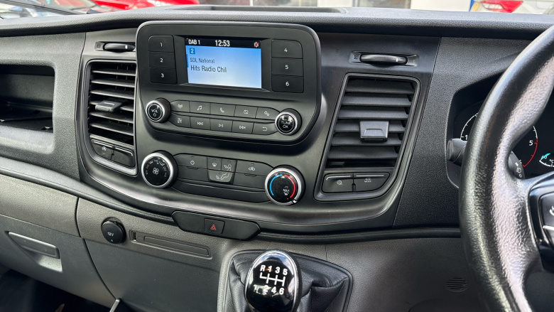 Ford Transit 350 L4 Diesel Rwd 2.0 EcoBlue 130ps Leader Premium Dropside